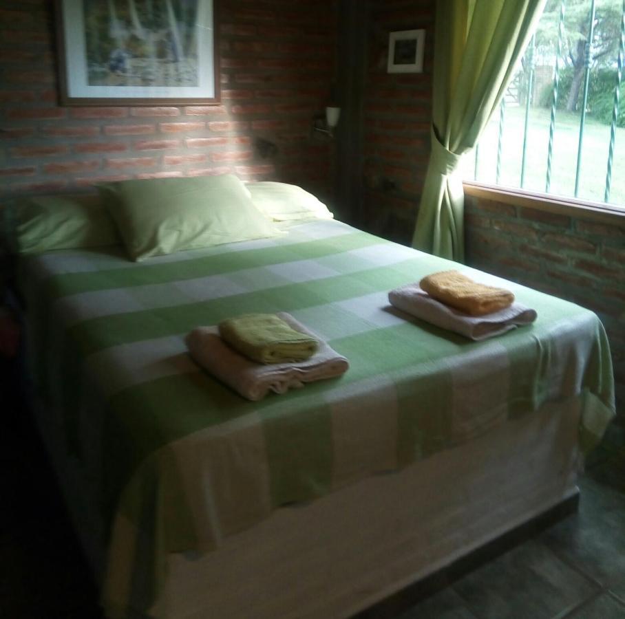 Cabanas Farah Estancia Vieja Ideal Para 2 A 3 Huespedes Villa Carlos Paz Esterno foto
