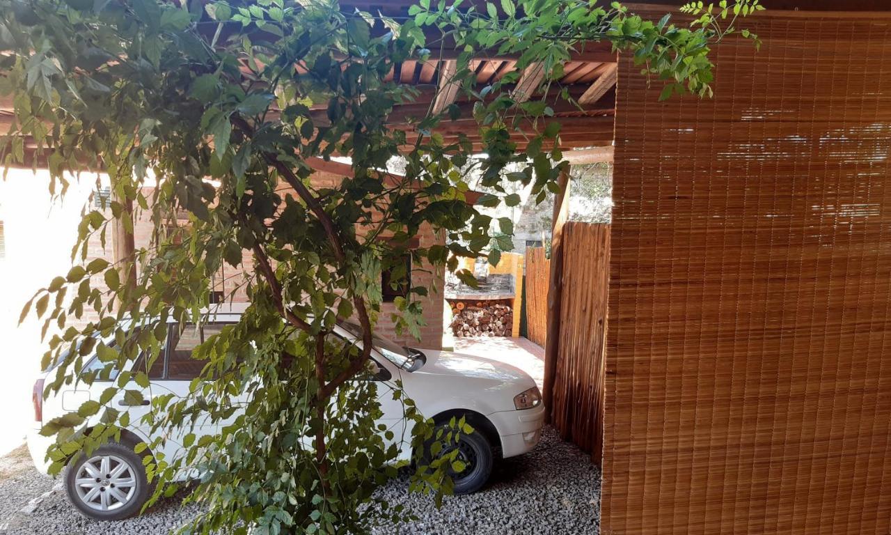 Cabanas Farah Estancia Vieja Ideal Para 2 A 3 Huespedes Villa Carlos Paz Esterno foto
